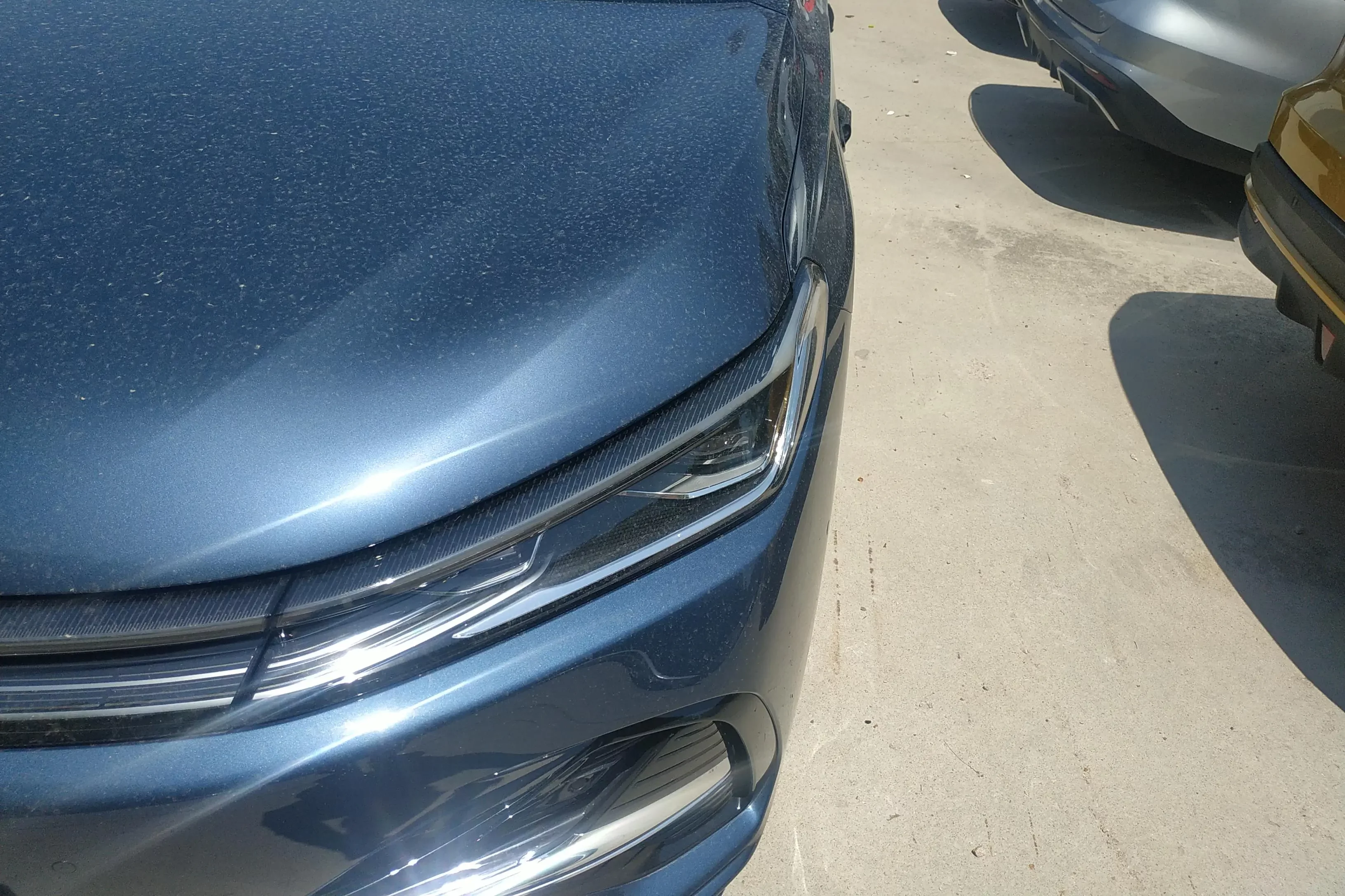 Geely Galaxy A7 EM
