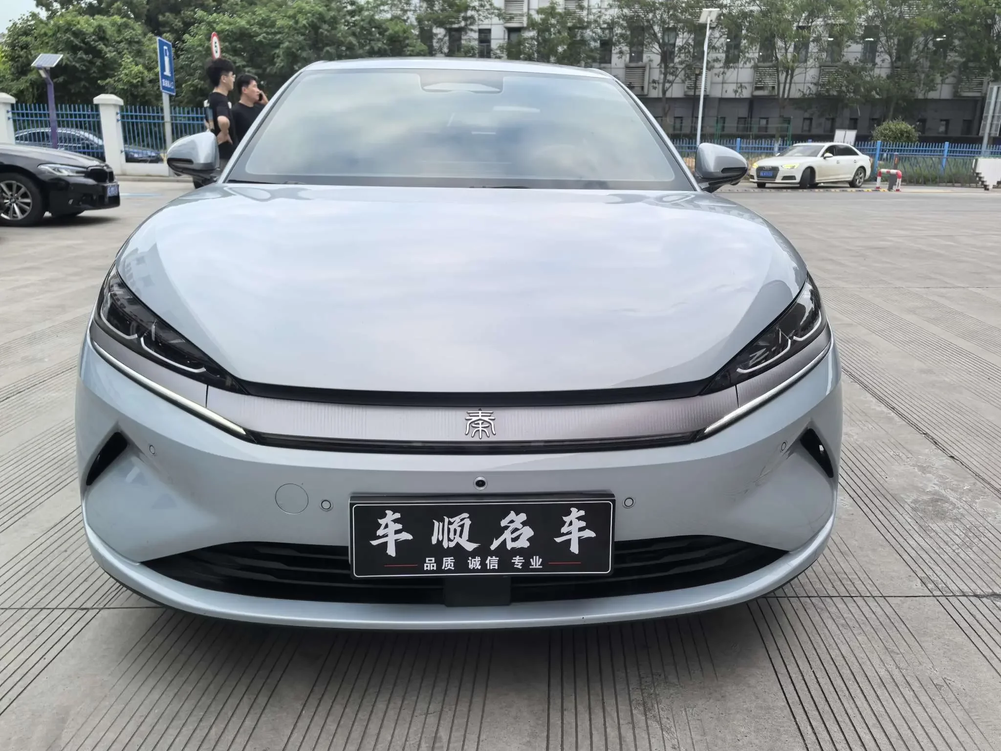 BYD Qin L EV