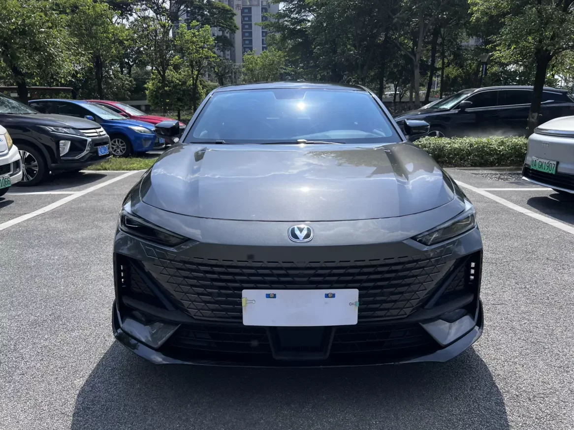 Changan UNI-V