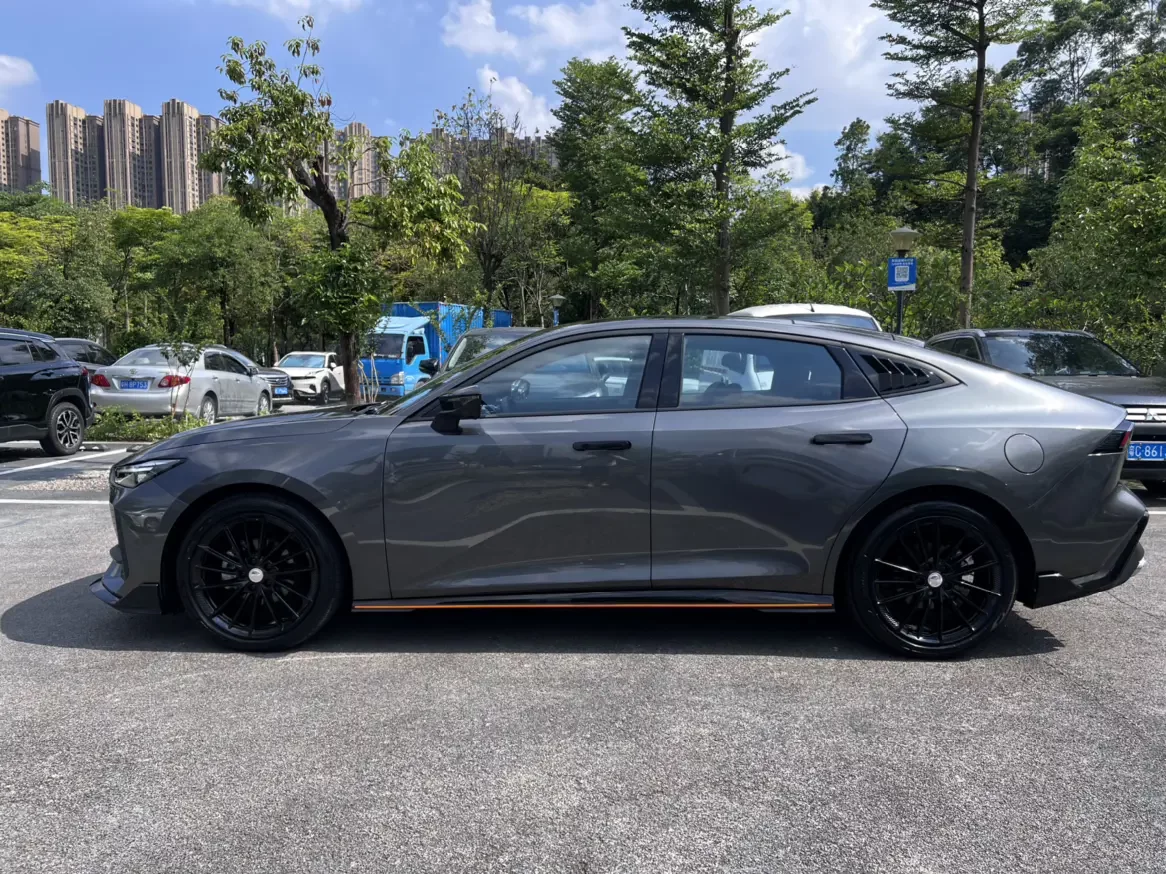 Changan UNI-V