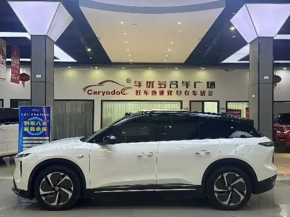 NIO ES6