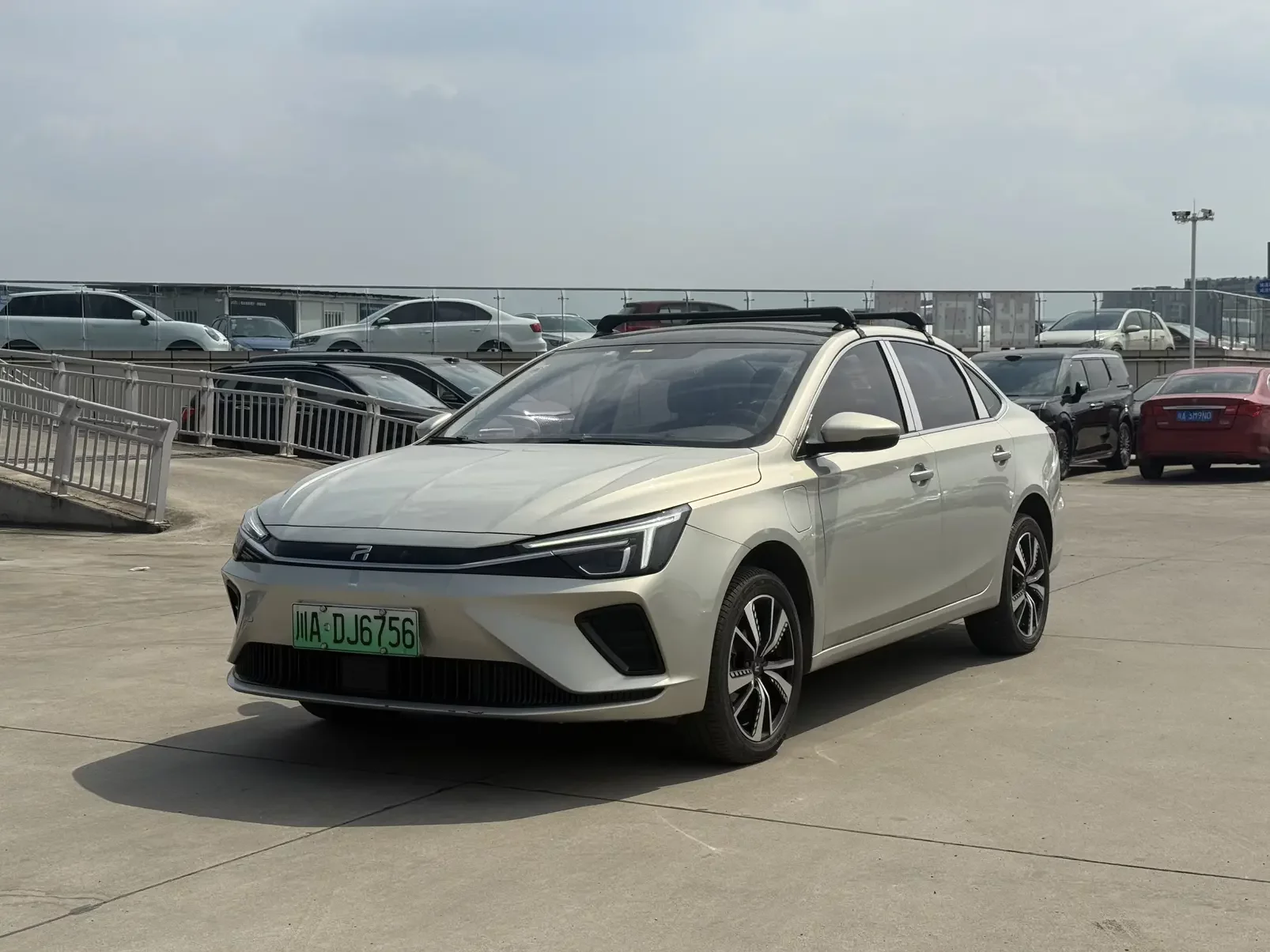 Rising Auto Feifan ER6