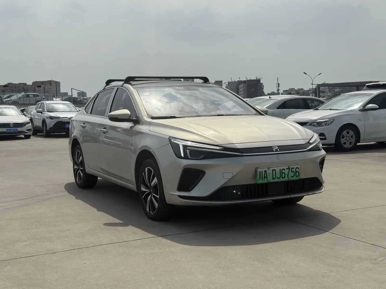 Rising Auto Feifan ER6