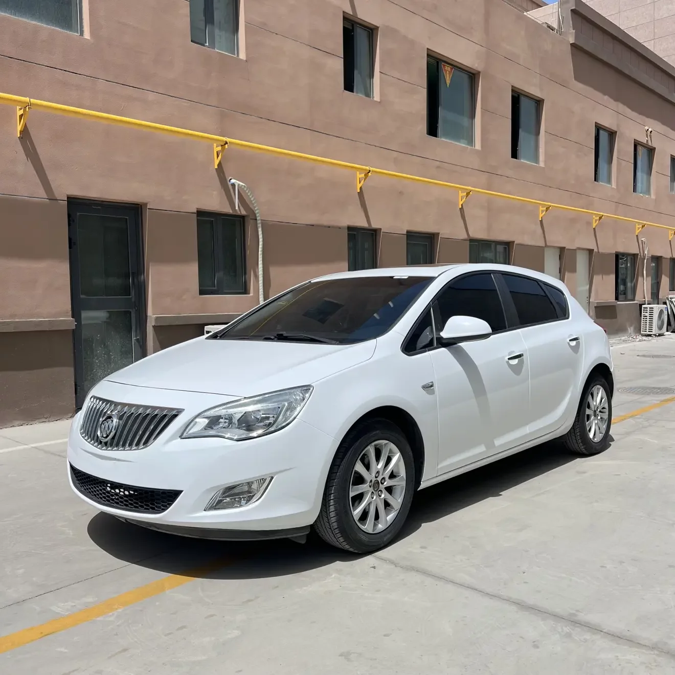 Buick Yinglang