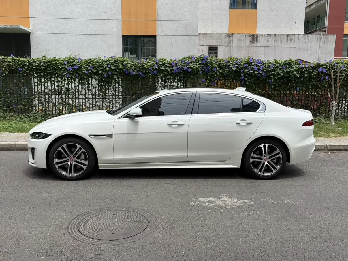 Jaguar XEL