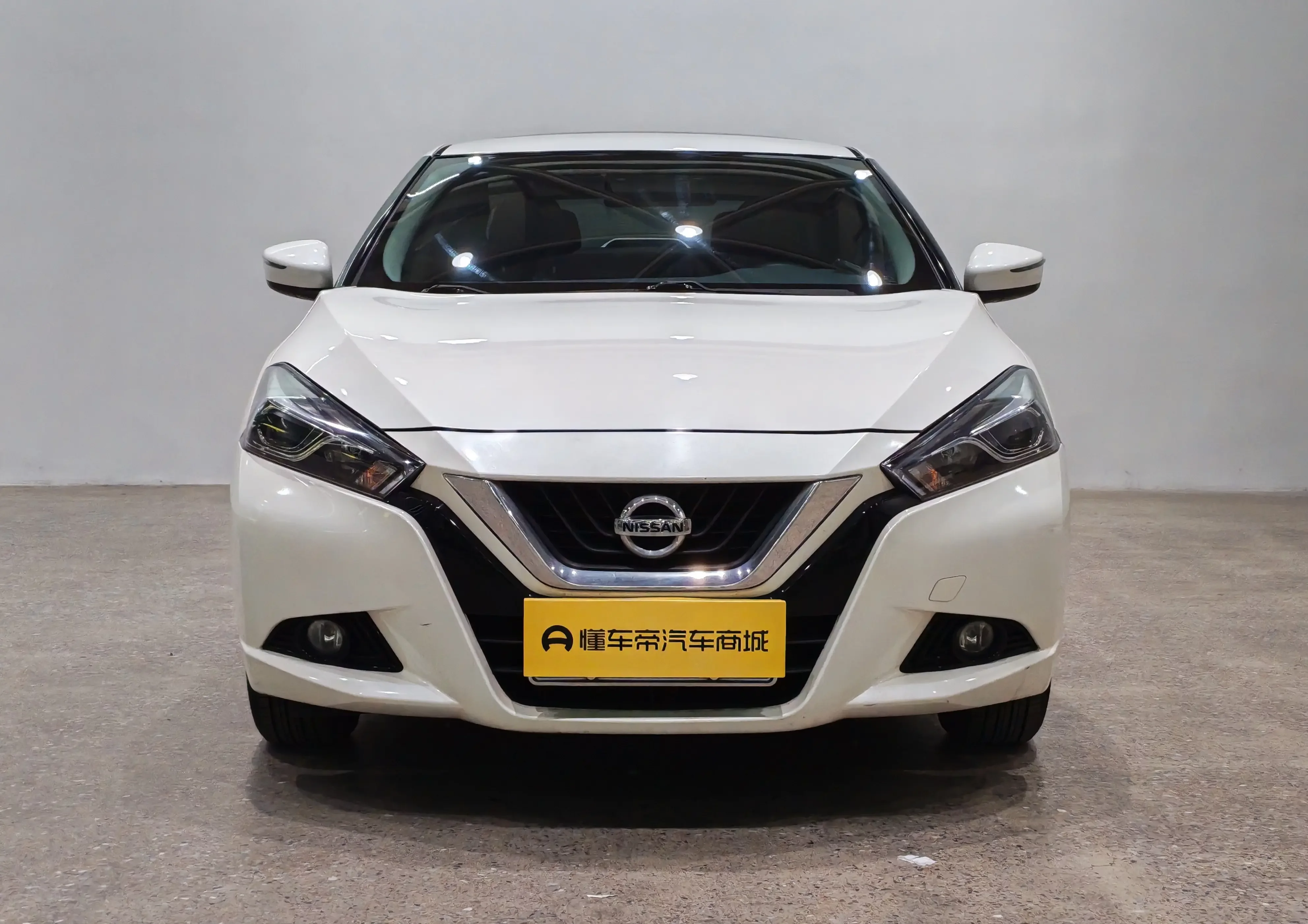 Nissan bluebird