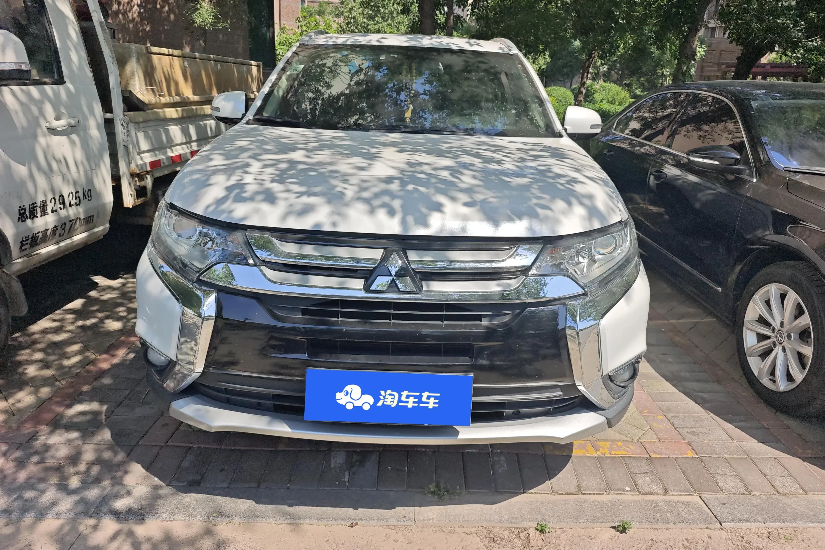 Mitsubishi Outlander  из Китая