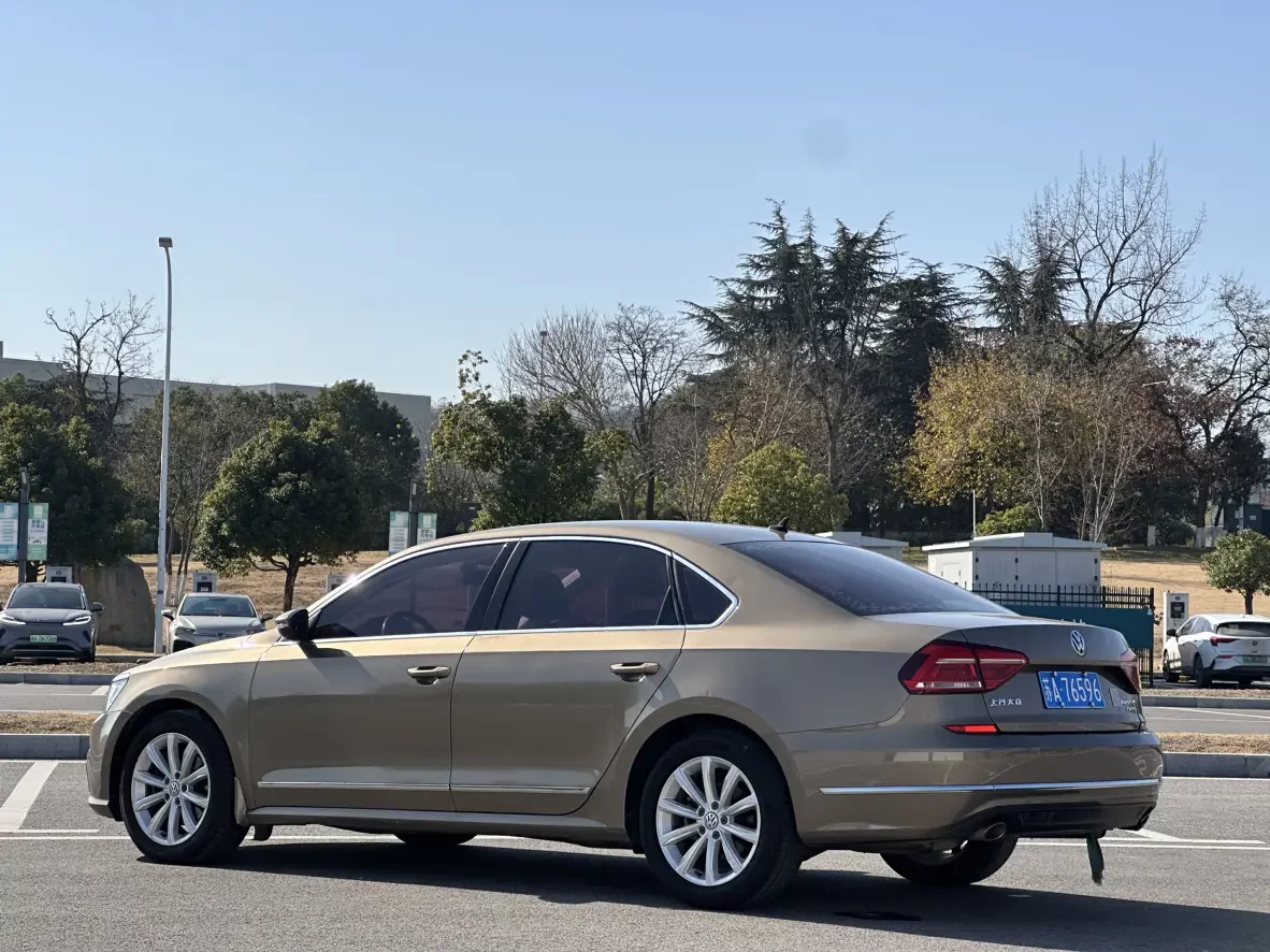 Volkswagen Passat