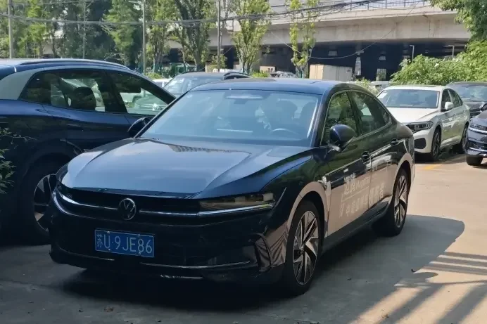 Volkswagen Magotan