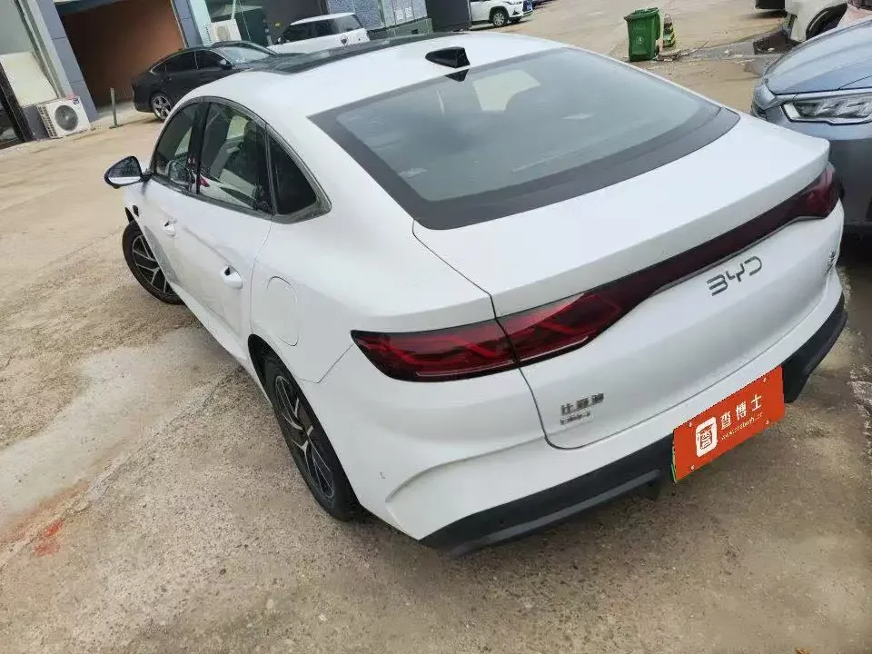 BYD Qin L DM