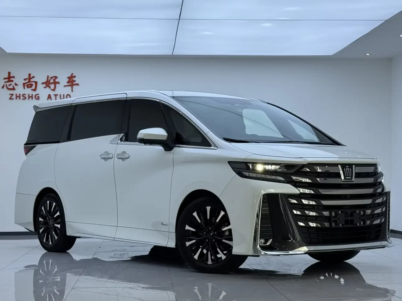 Toyota Crown Wellfire