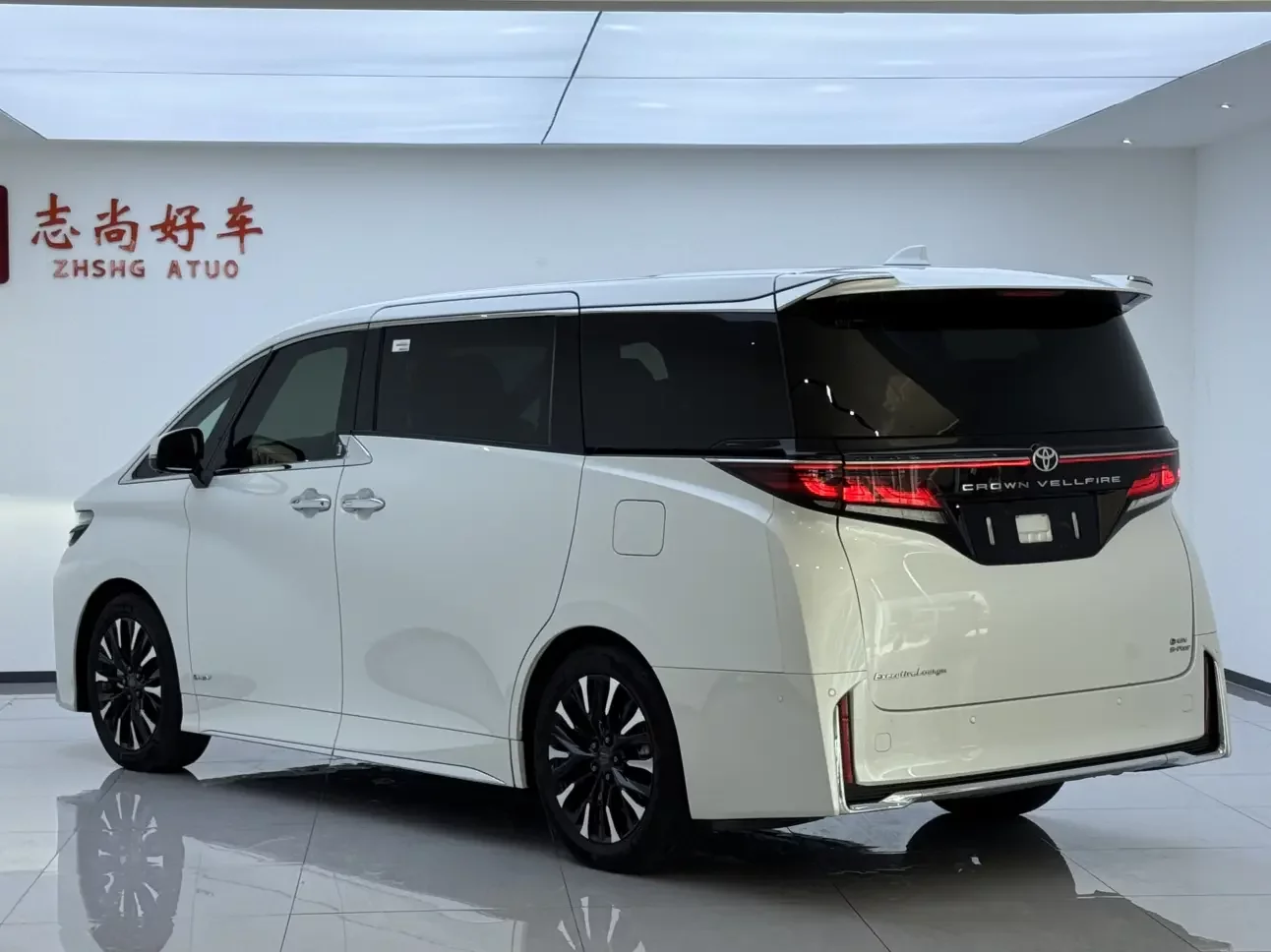 Toyota Crown Wellfire