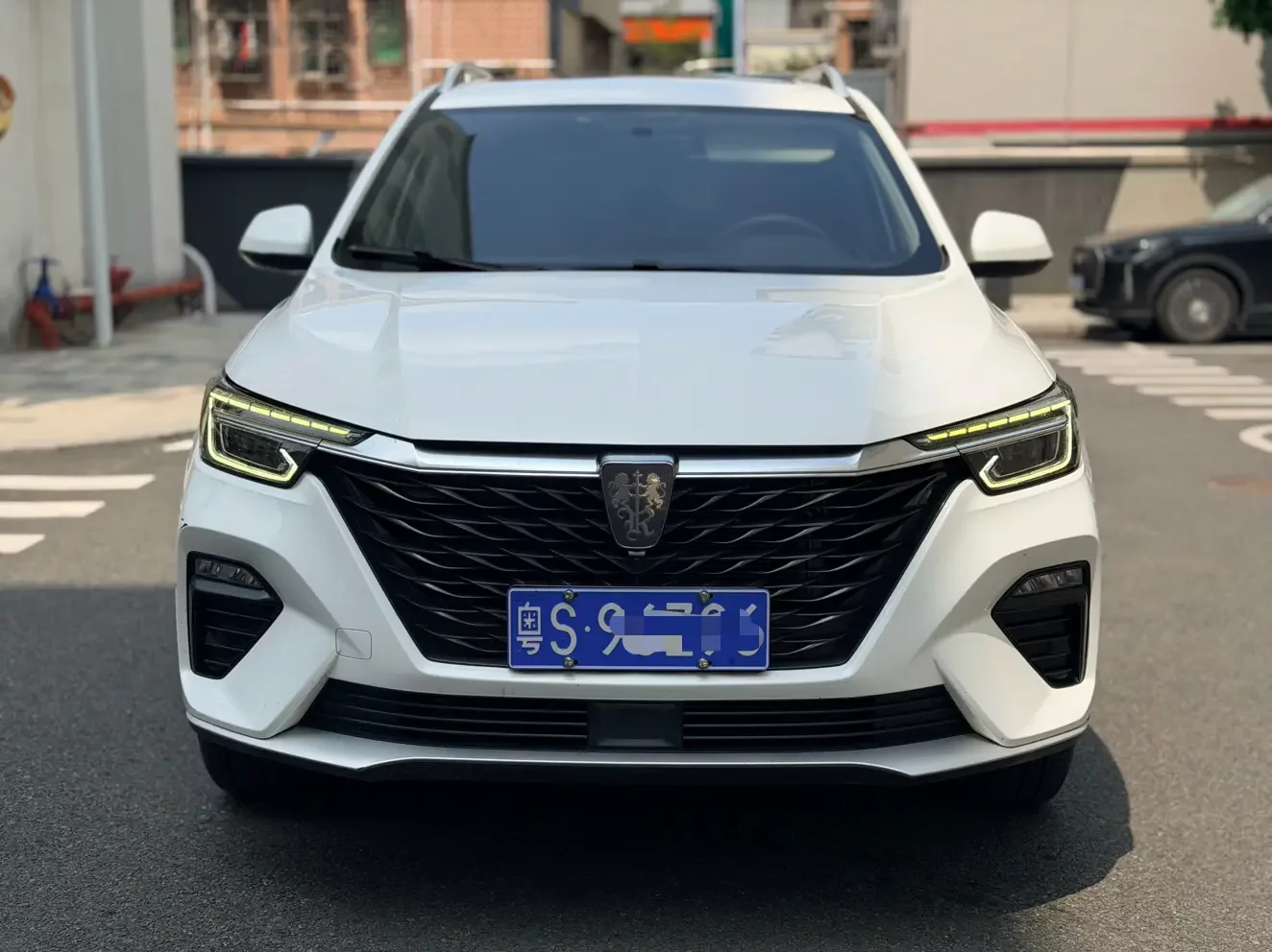 Roewe RX5