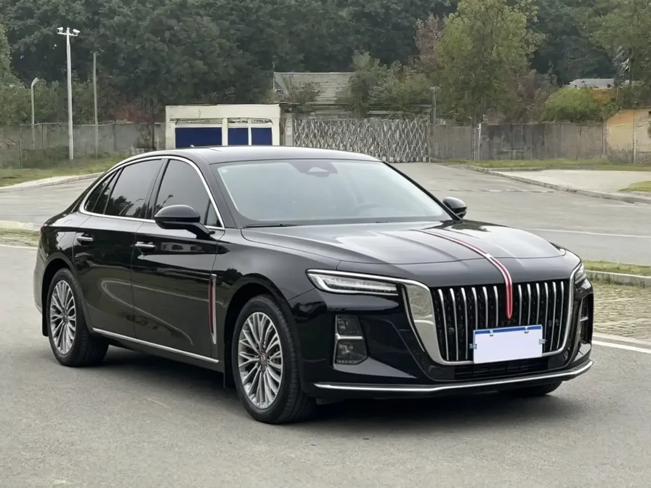 Hongqi H5