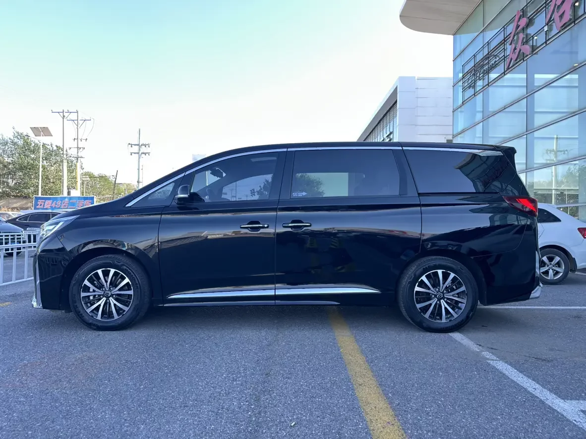 GAC Trumpchi M8