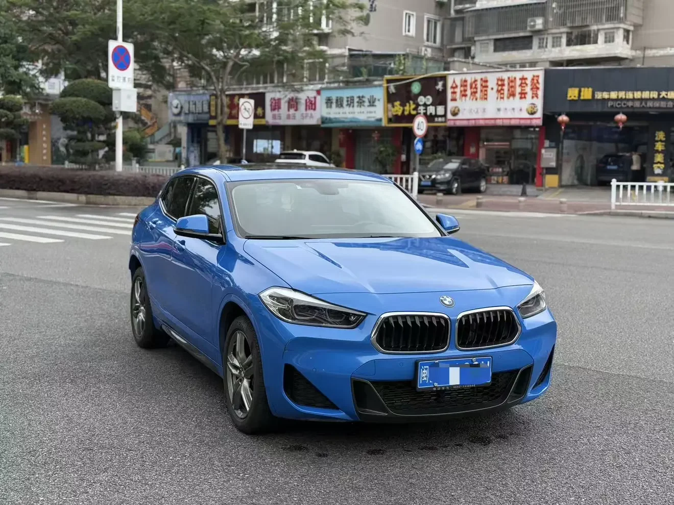 BMW X2