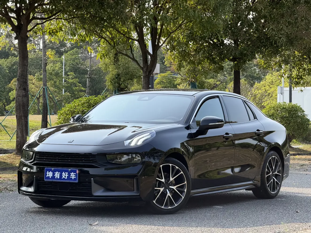 Lynk & Co 03