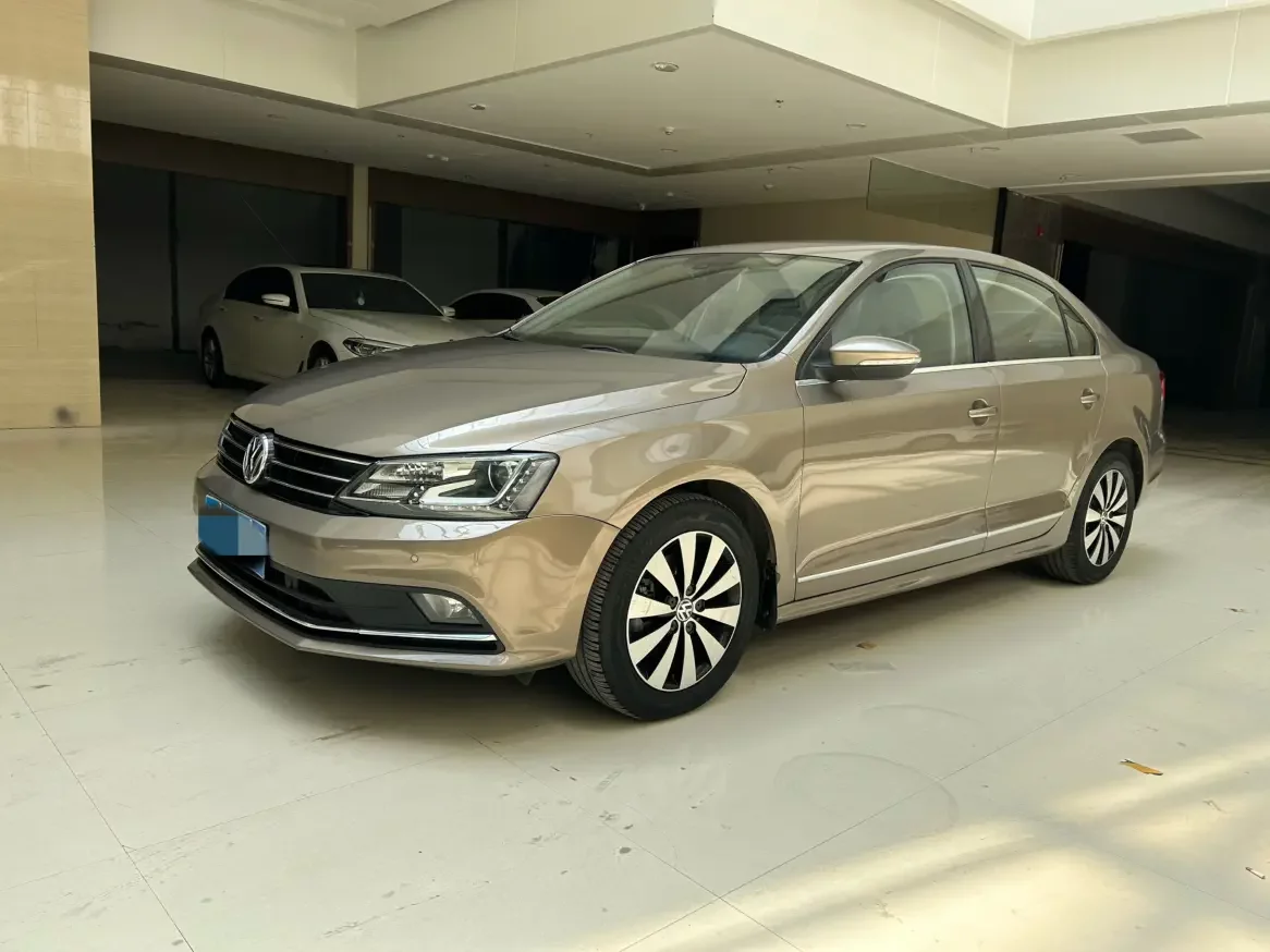 Volkswagen Sagitar