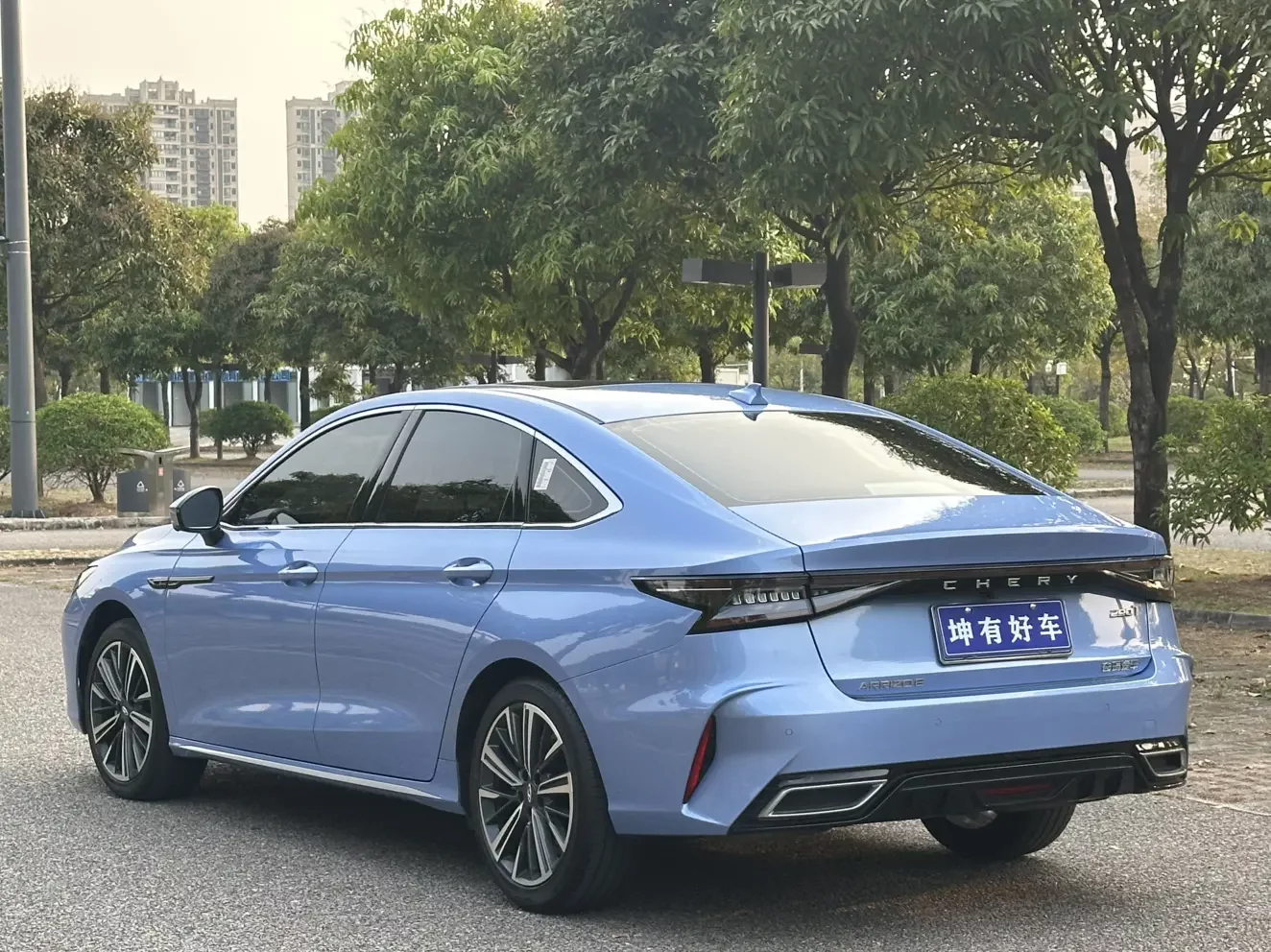 Chery Arrizo 8
