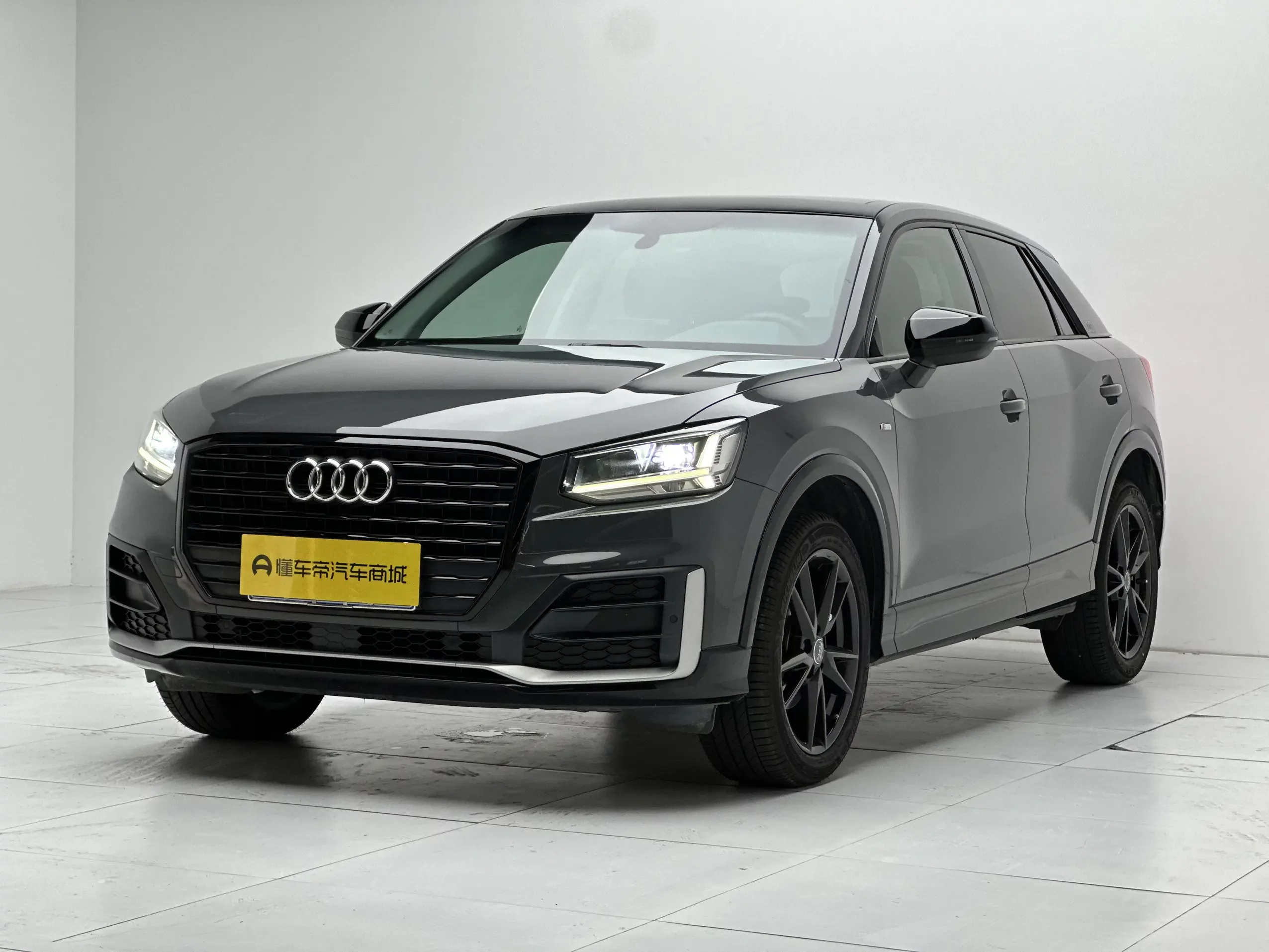 Audi Q2L