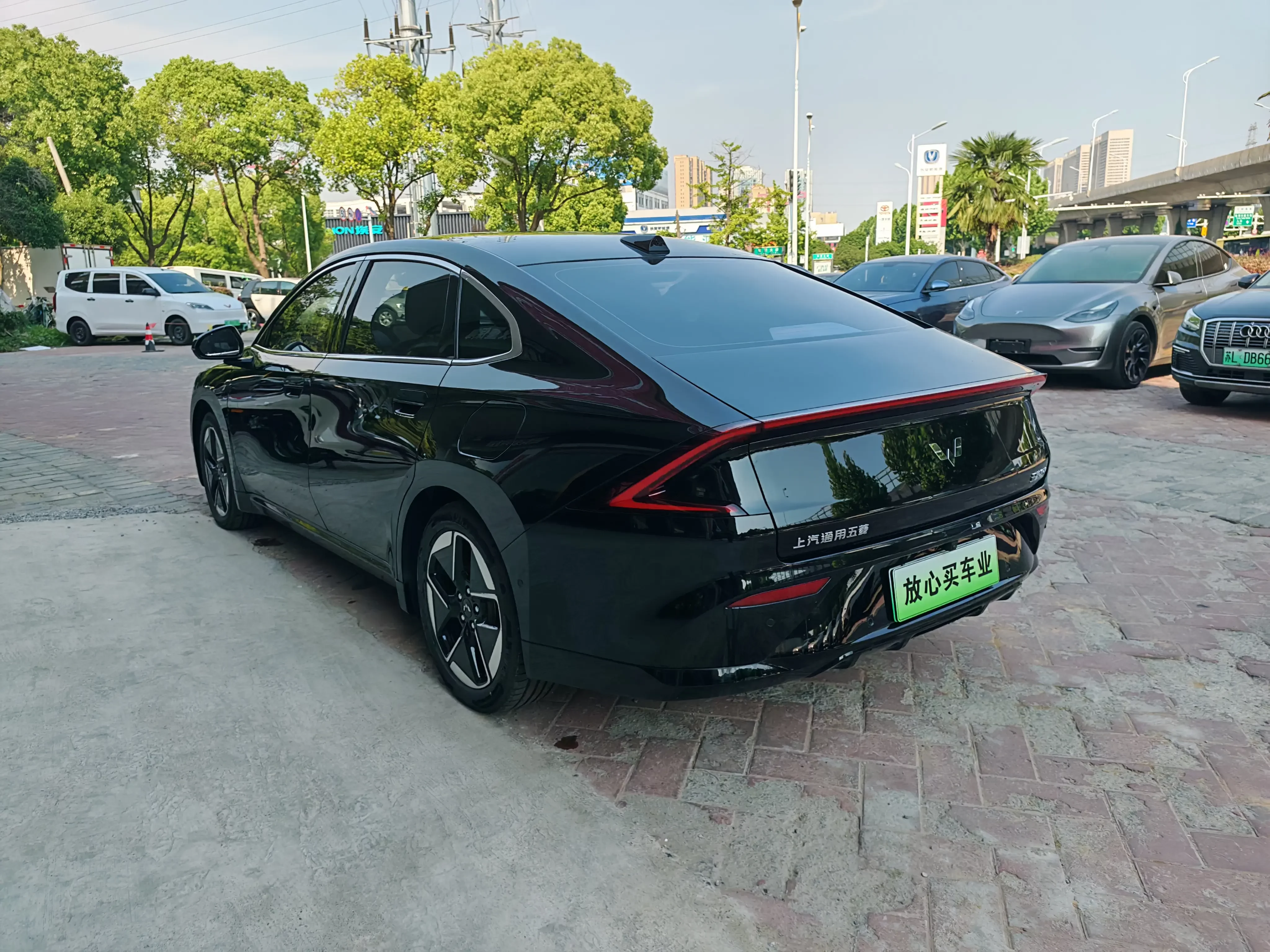 Wuling Starlight EV