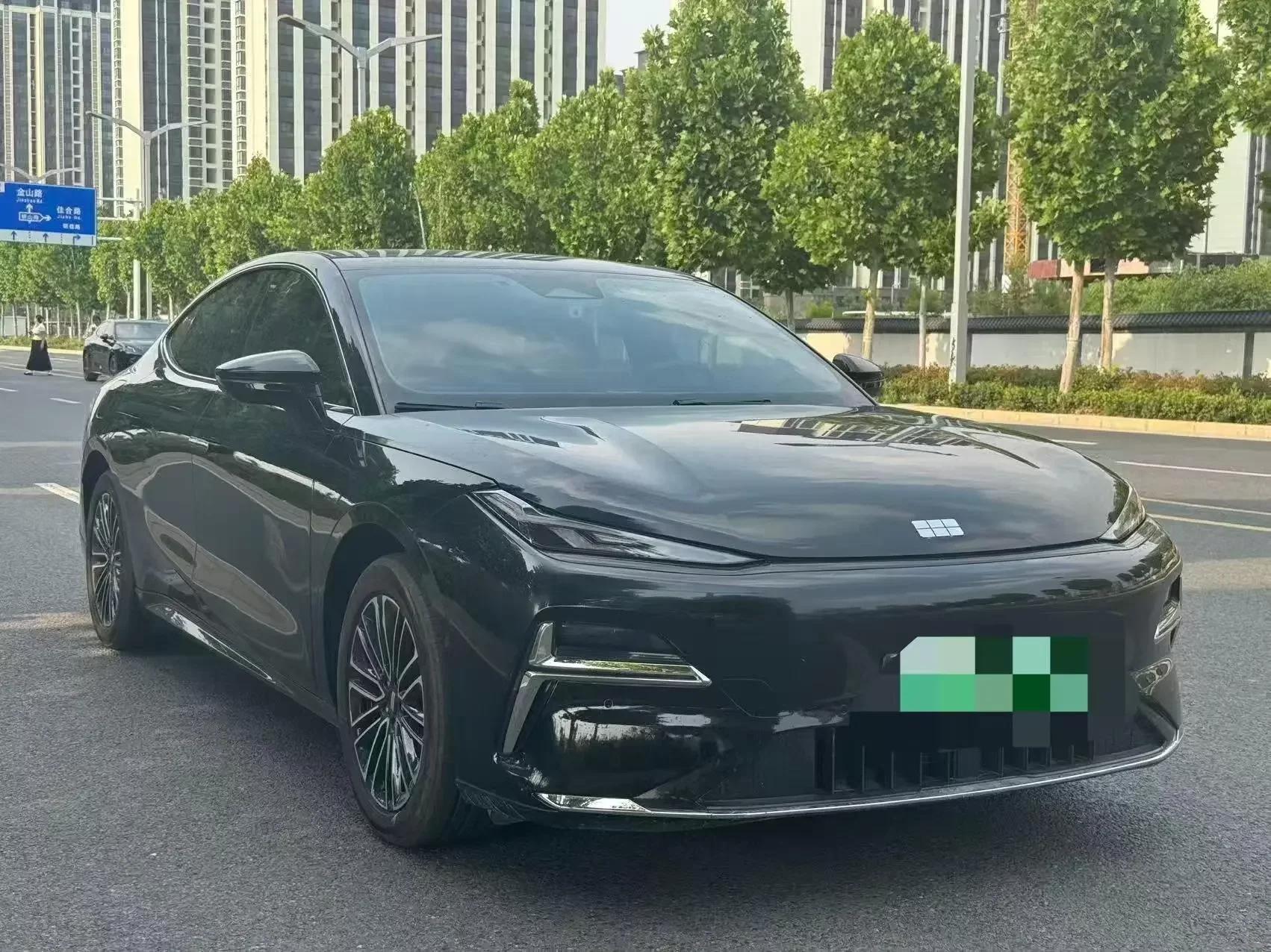 Geely Galaxy Star 8 PHEV