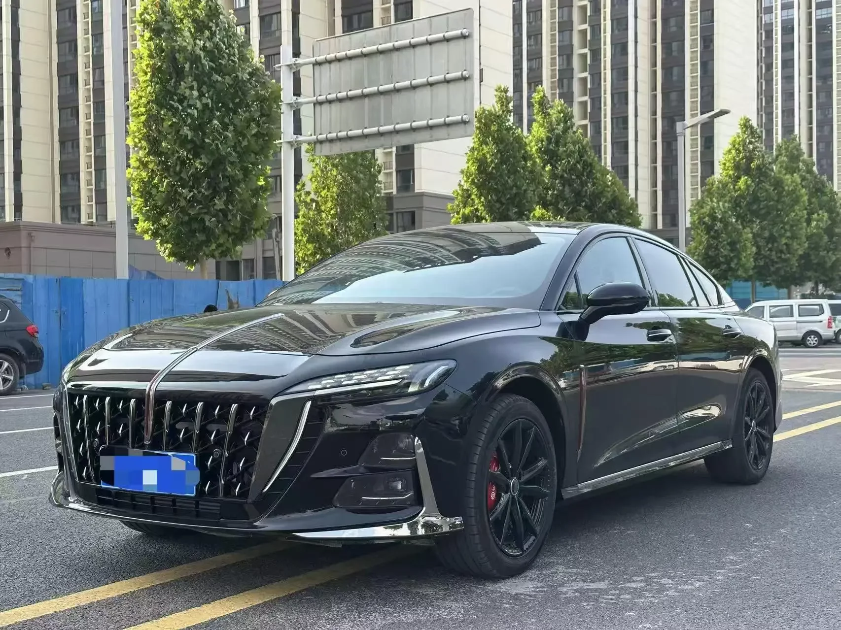 Hongqi H6