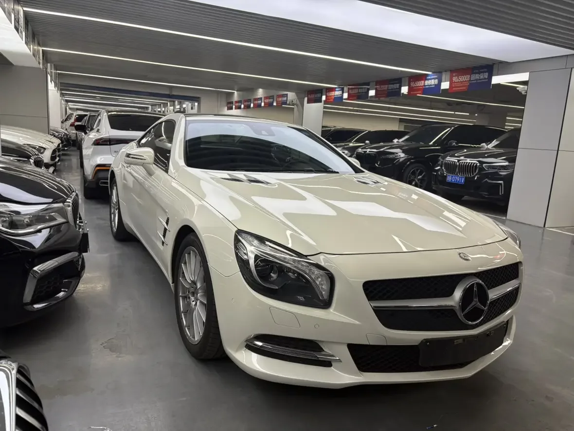Mercedes-Benz SL Class