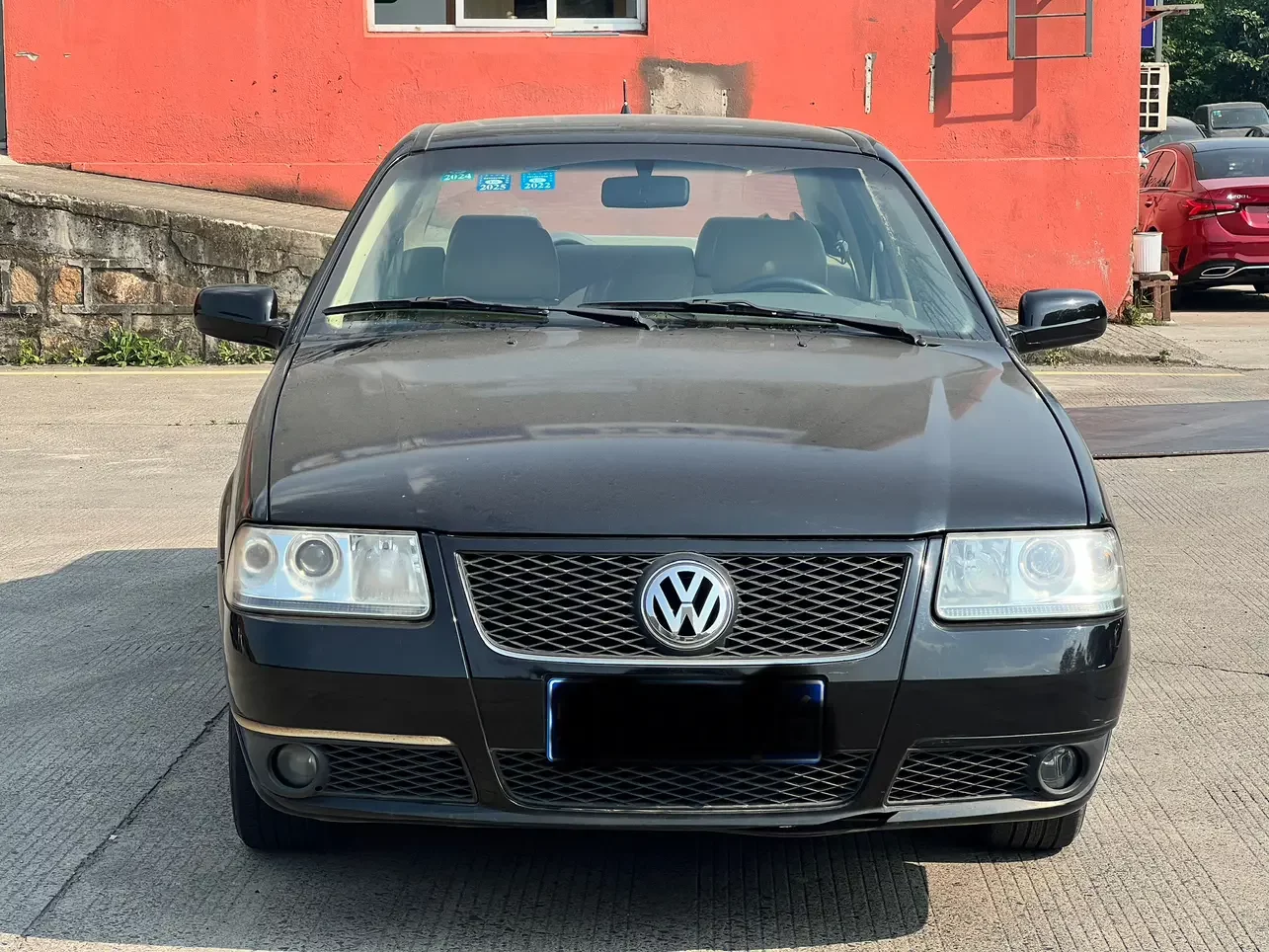 Volkswagen Santana Zhijun  из Китая