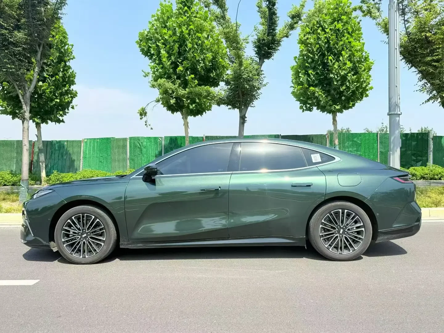 Geely Galaxy Star 8 PHEV