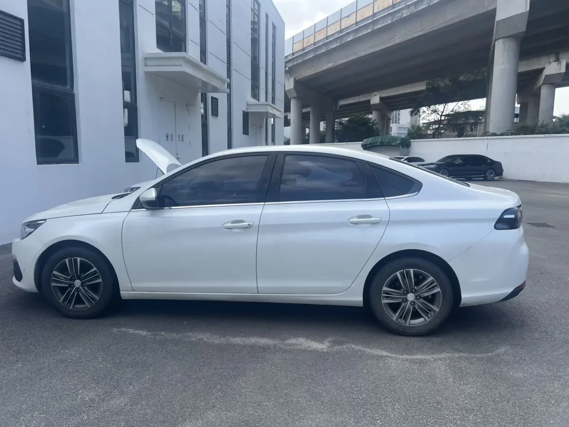 Peugeot 308