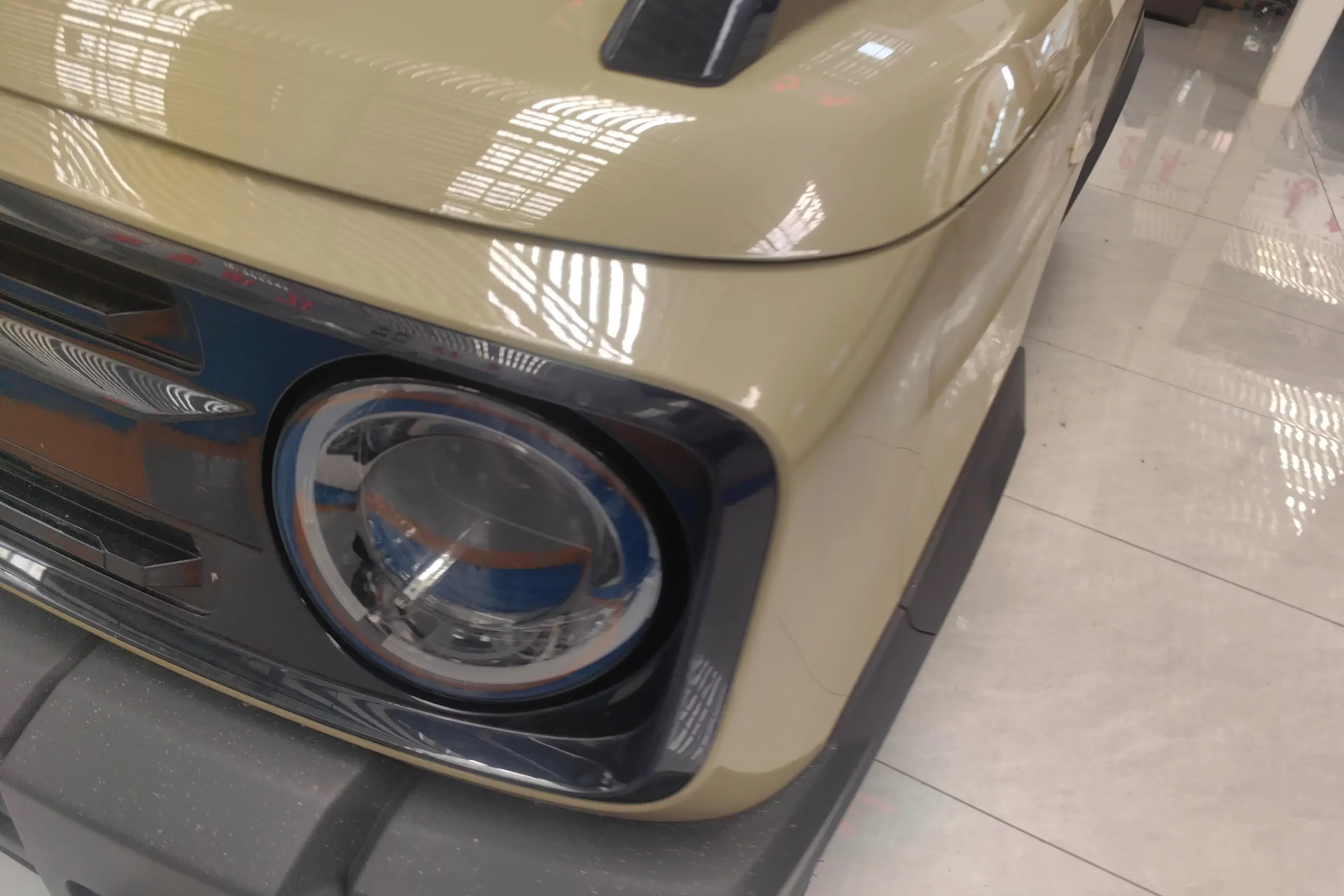 Geely panda