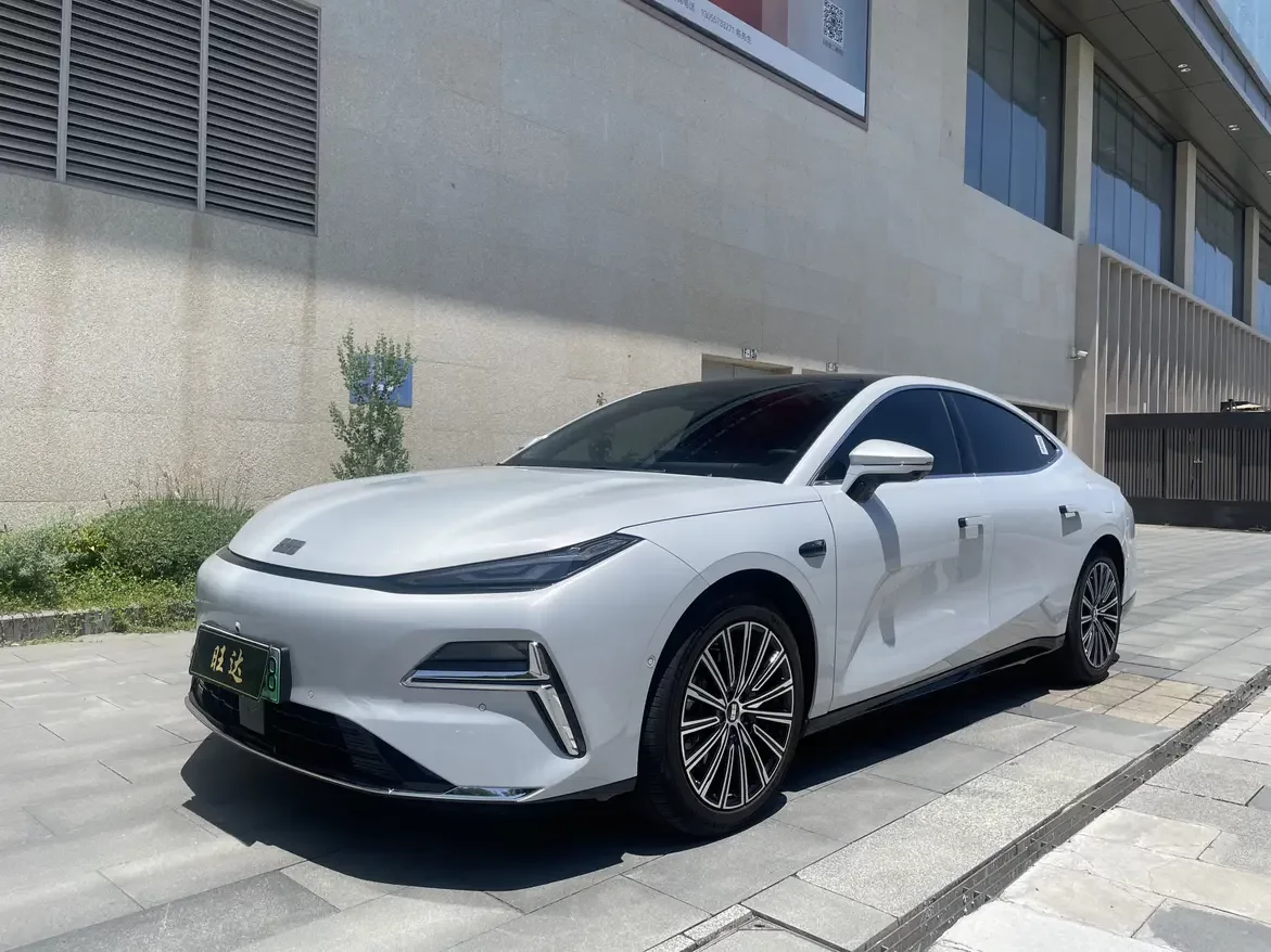Geely Galaxy Star 8 PHEV