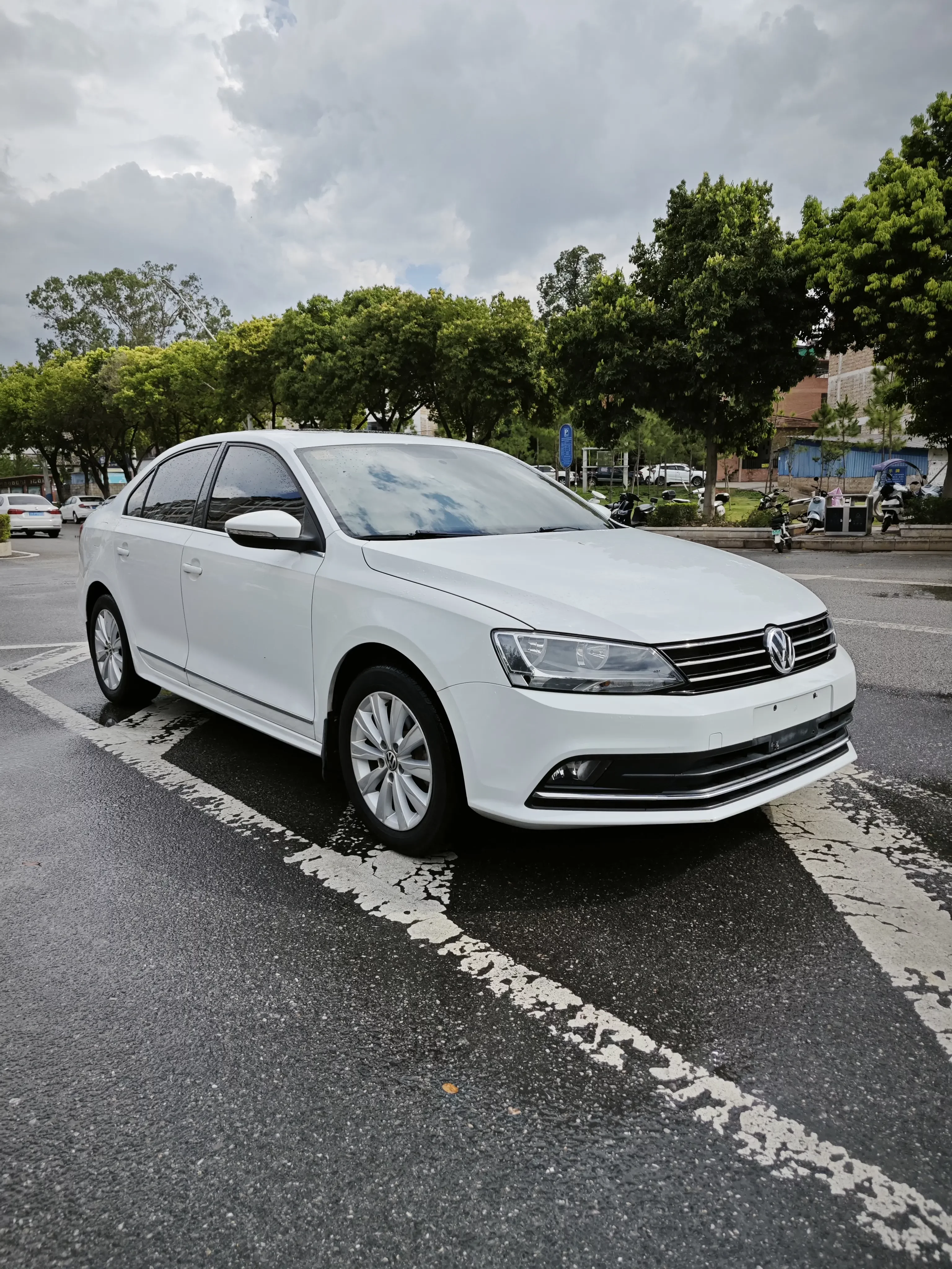 Volkswagen Sagitar