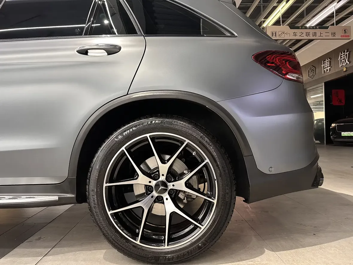 Mercedes-Benz GLC AMG