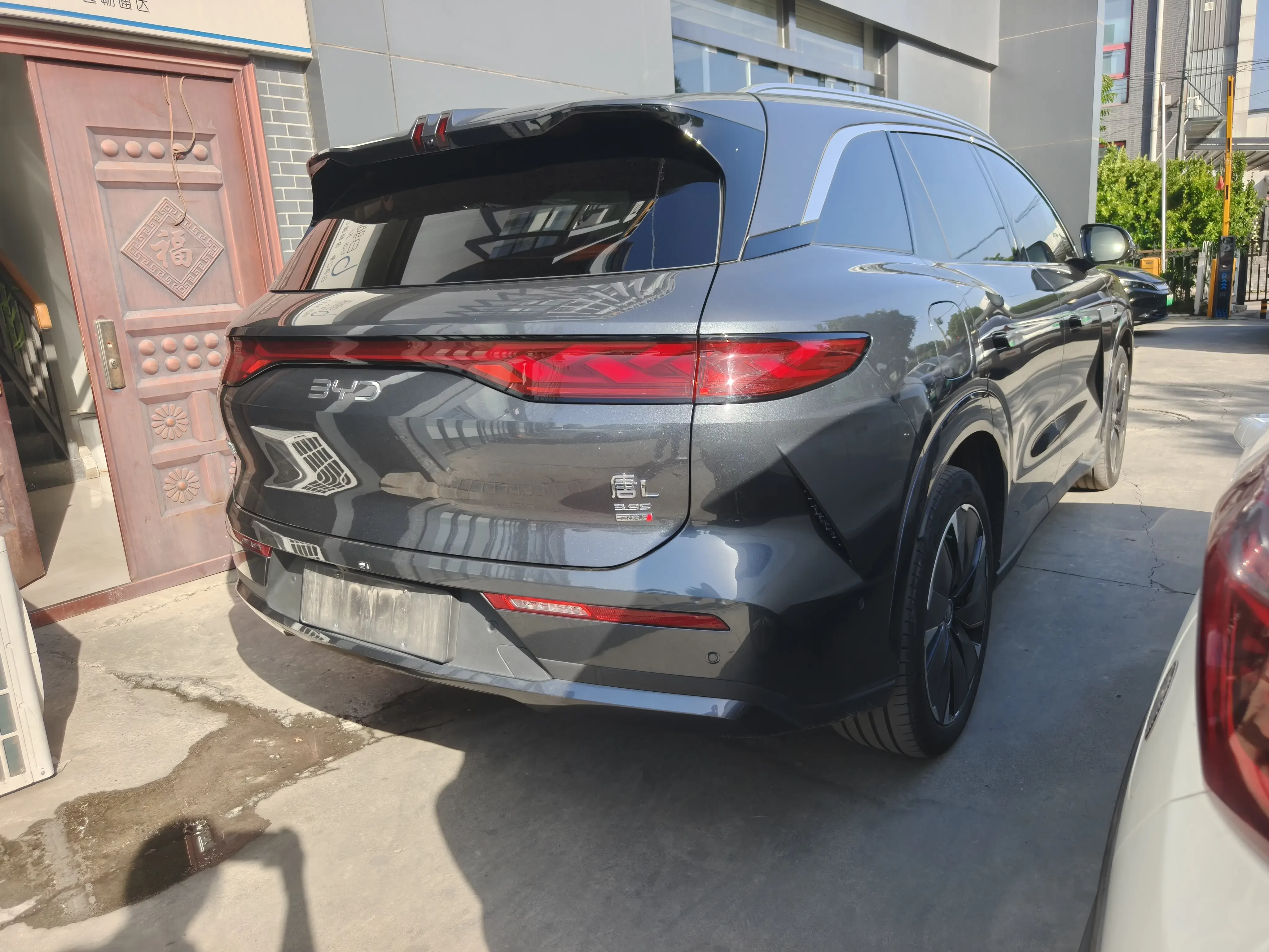 BYD Tang L EV