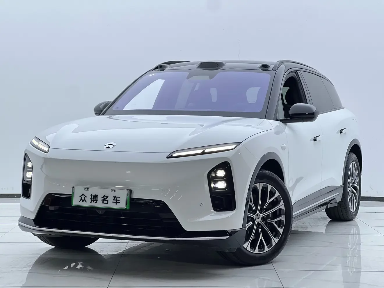 NIO ES6