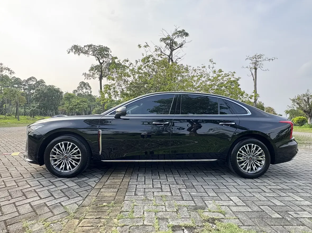 Hongqi H5