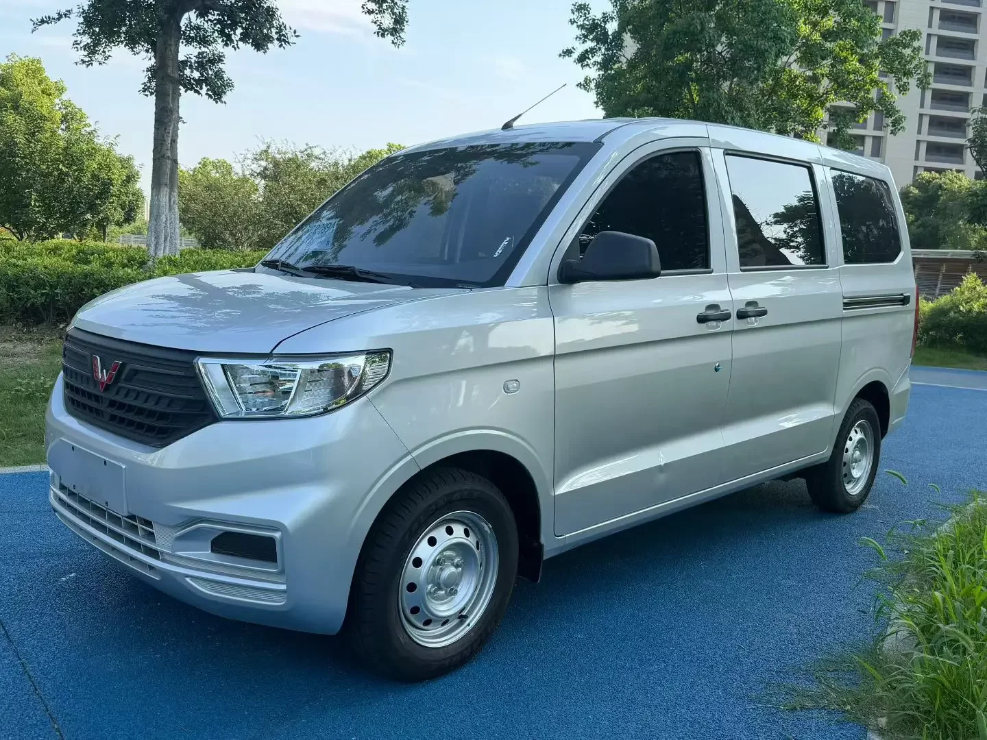 Wuling Hongguang V