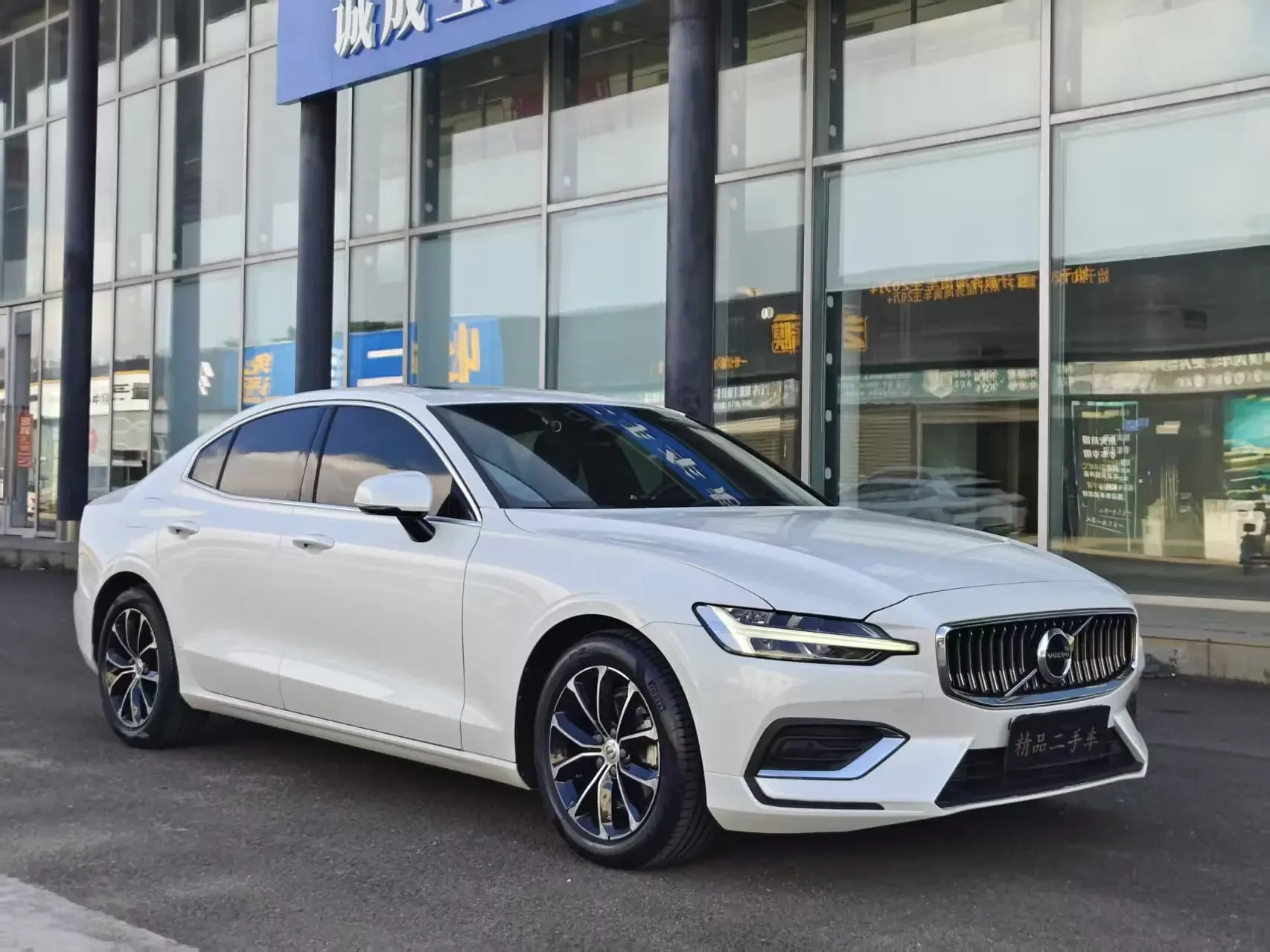 Volvo S60