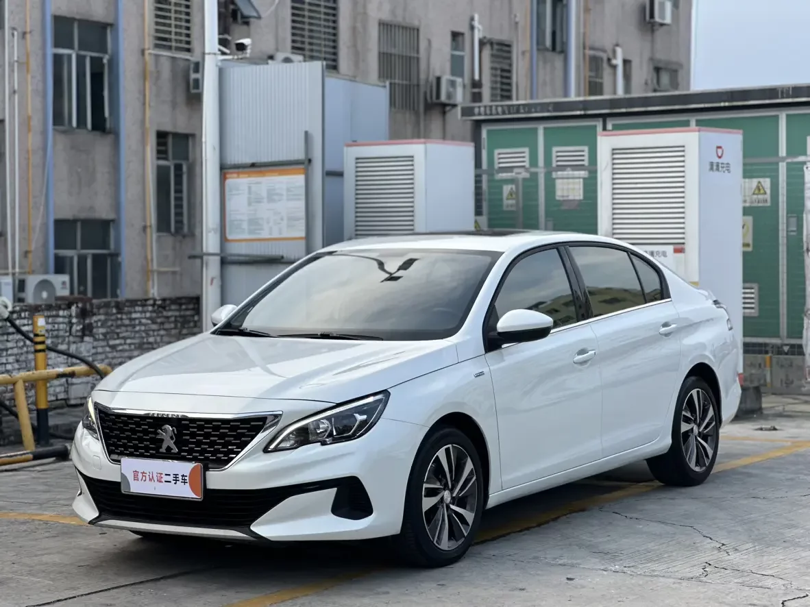 Peugeot 408