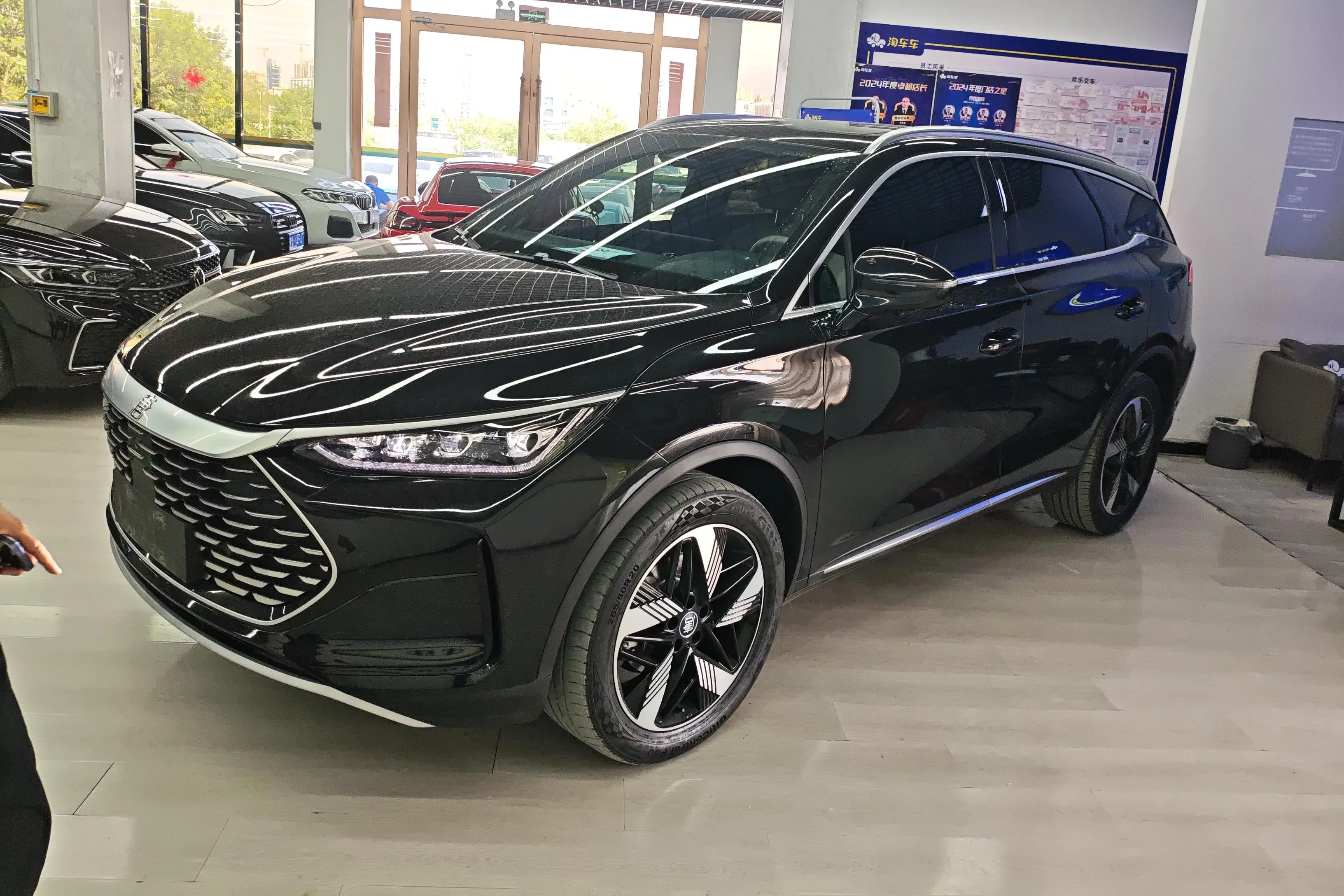 BYD Tang DM