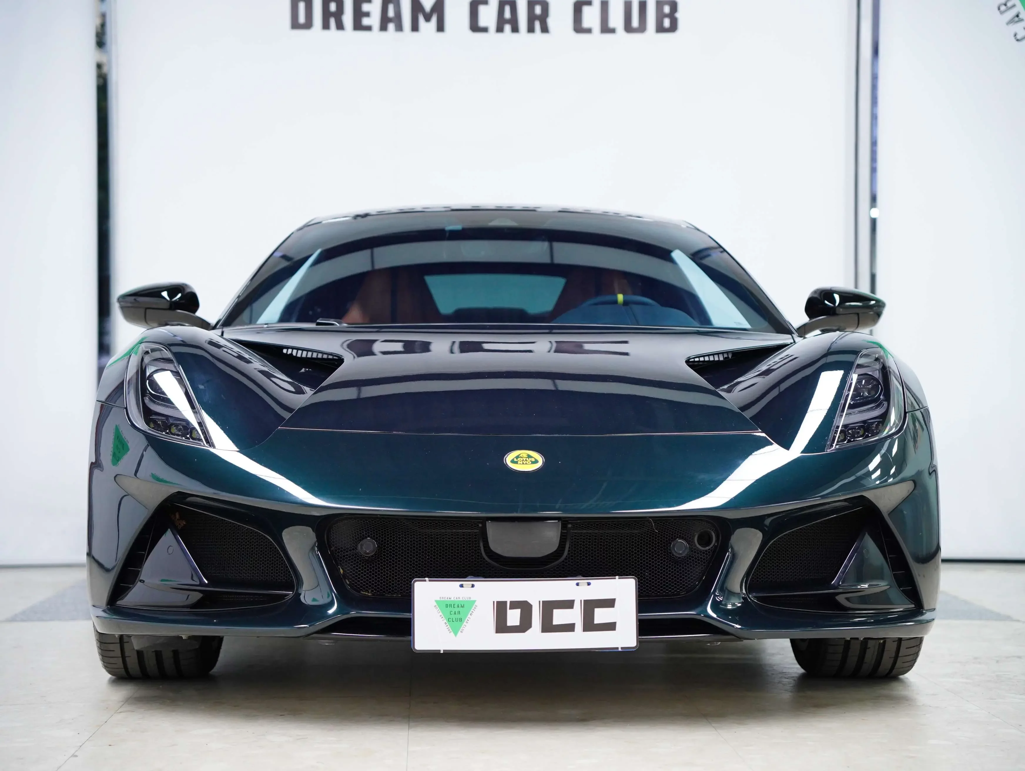 Lotus Emira