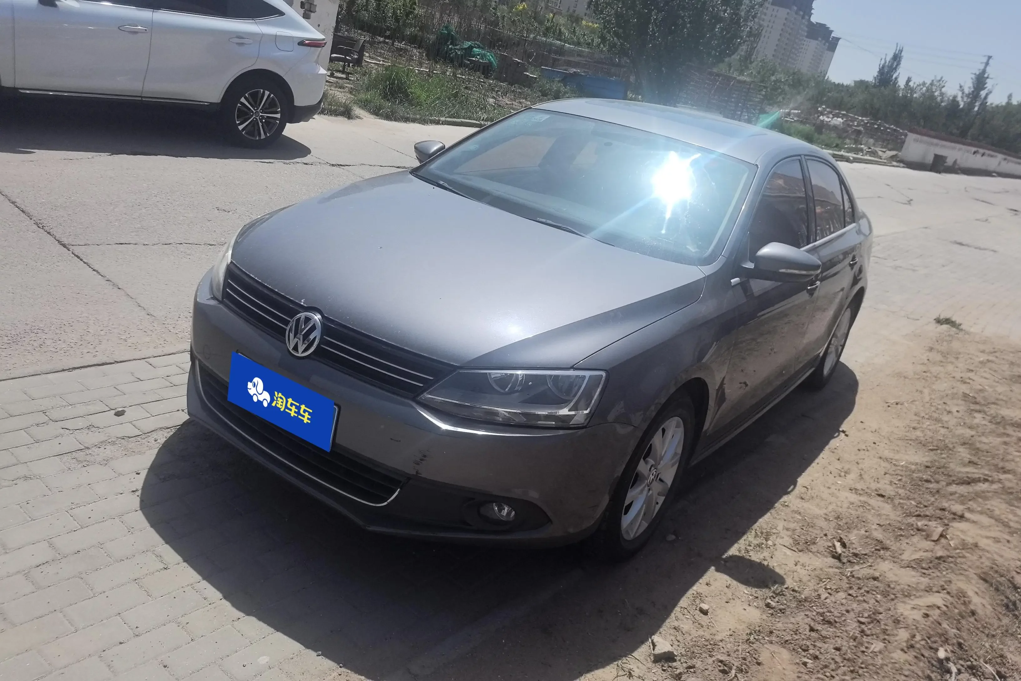 Volkswagen Sagitar