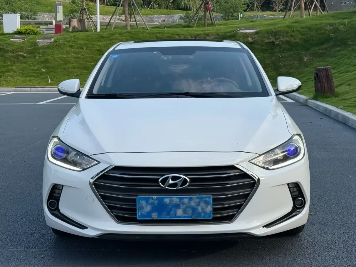 Hyundai lead