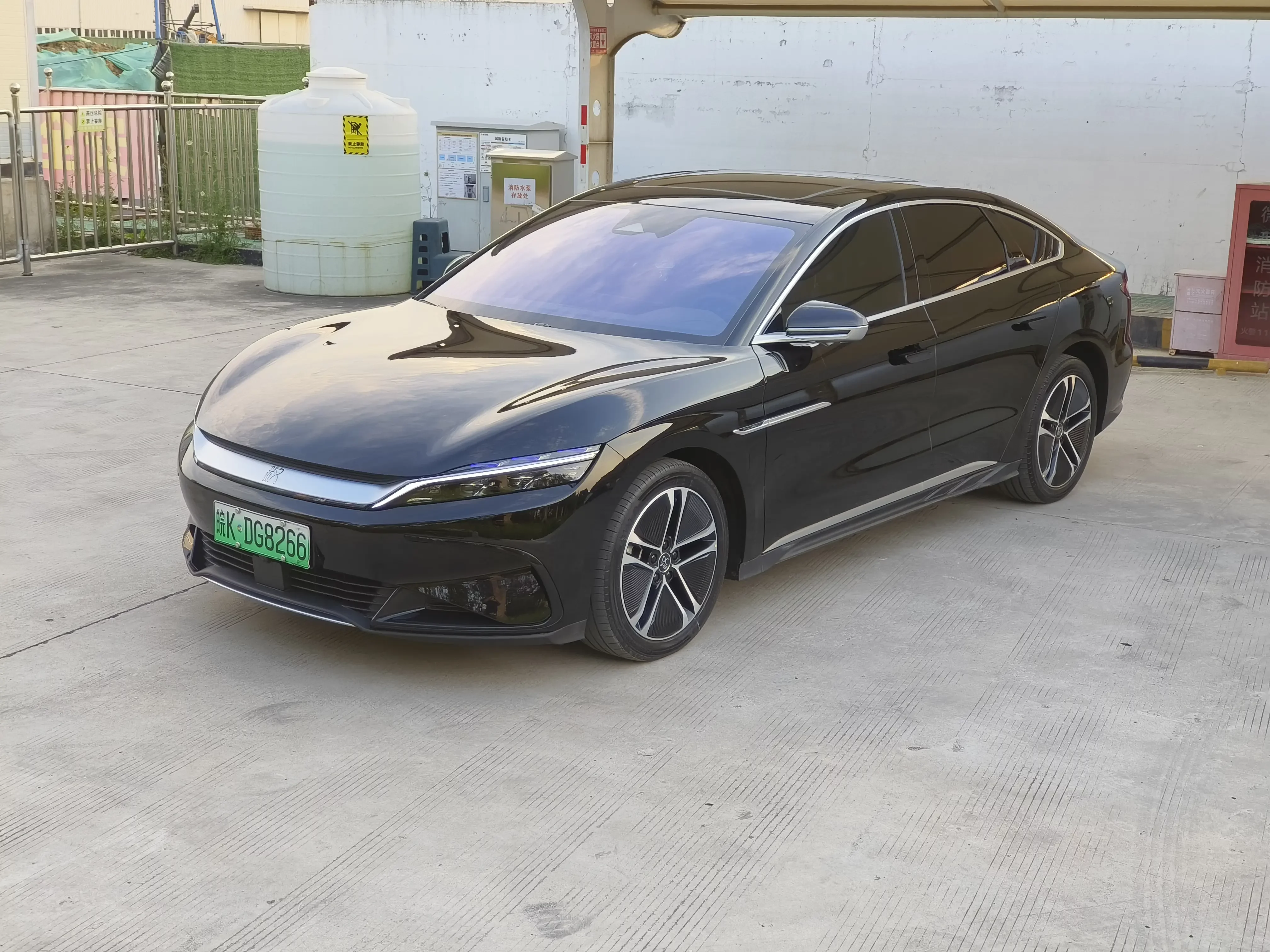 BYD Han EV