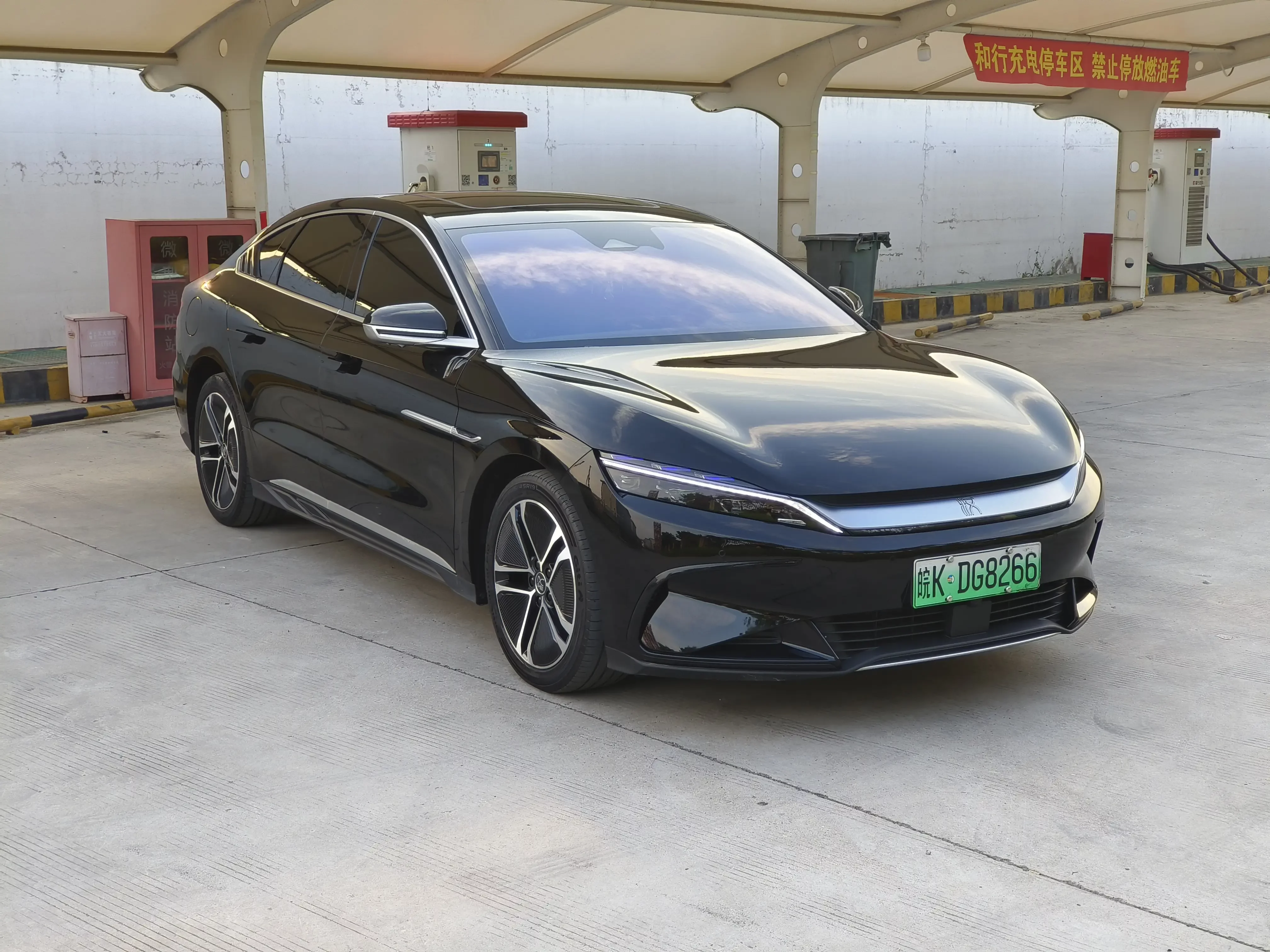 BYD Han EV