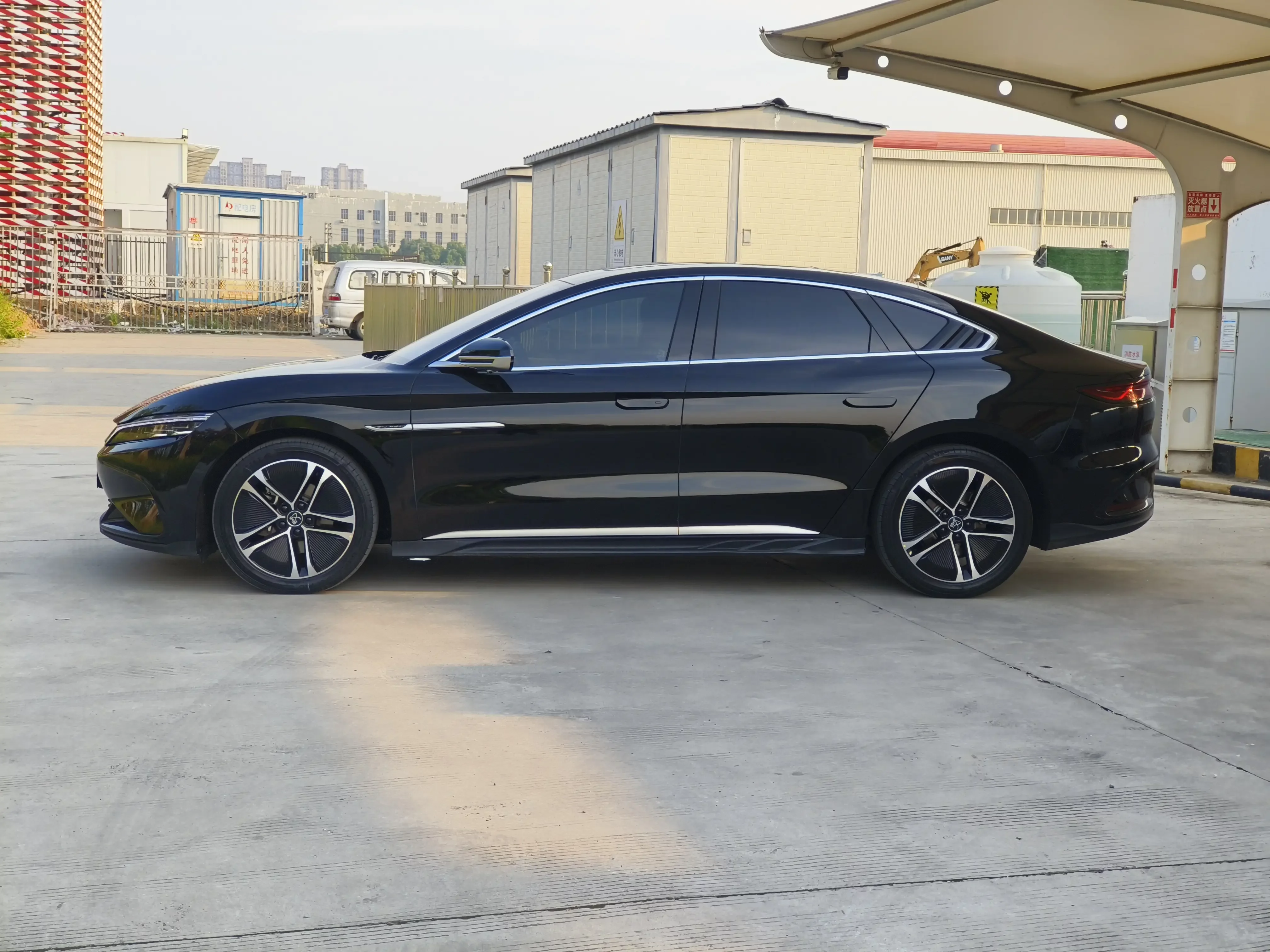 BYD Han EV
