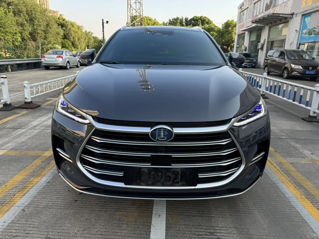 BYD Tang DM