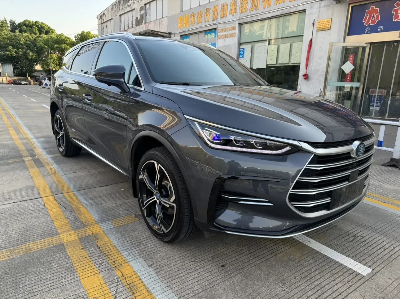 BYD Tang DM
